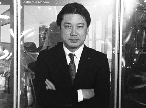 T.Isozaki